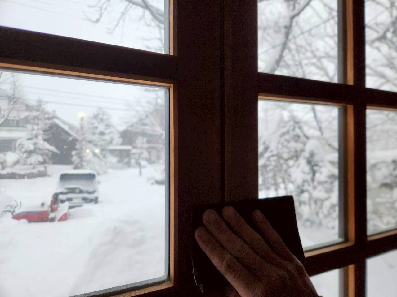 Snow outside the window—weather reference